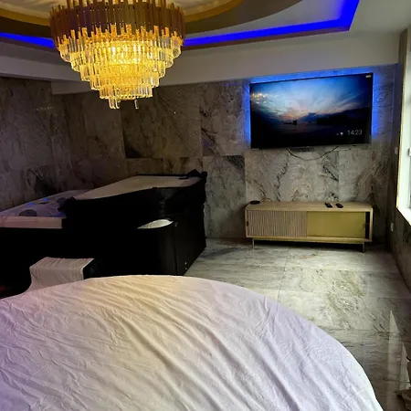 公寓 Golden House 2 - Jacuzzi 鲁昂