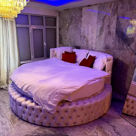 Golden House 2 - Jacuzzi 公寓