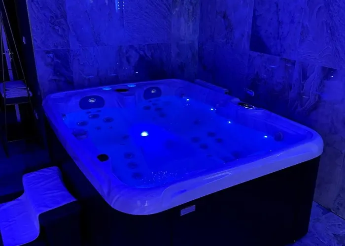 Golden House 2 - Jacuzzi Appartement Rouen