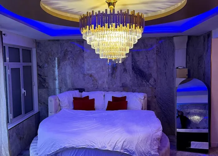 Apartamento Golden House 2 - Jacuzzi